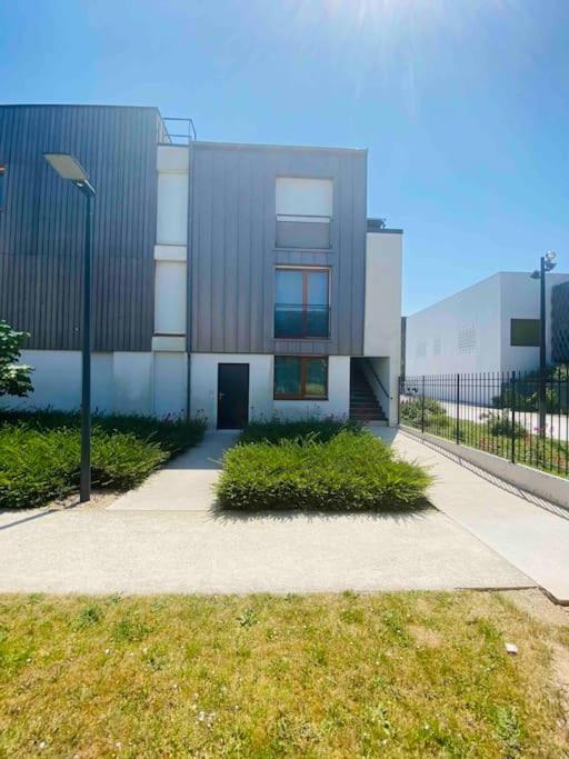 מונטבראן Family Apartment Disneyland-Paris, Garden&Parking מראה חיצוני תמונה